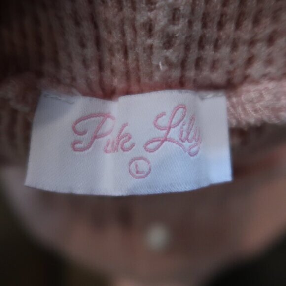 Pink Lily Large 2 Piece Pink Waffle Knit Button Up Top w/ Shorts Coordinate Set - Picture 7 of 8